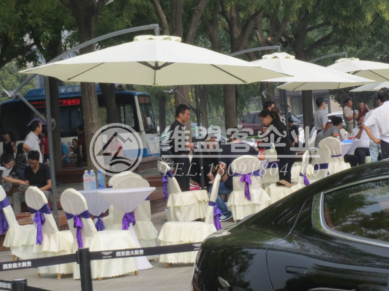 車展上的太陽傘2